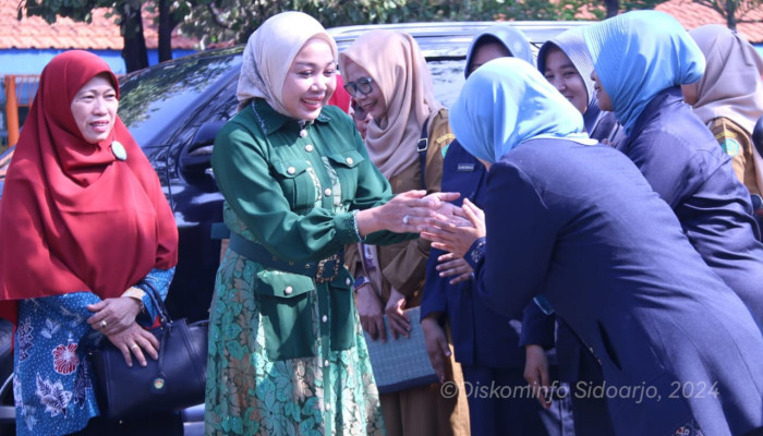 Sukseskan Transisi Paud Ke Sd Yang Menyenangkan 2024, Dr. Sriatun Tinjau Langsung Pelaksanaan Mpls