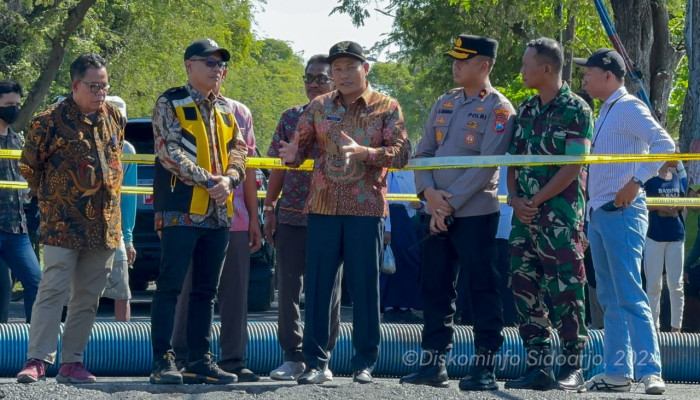 Jembatan Kedungpeluk Ambrol, Plt Bupati Subandi Carikan Solusi Jembatan Bailey, Ditarget Satu Bulan Selesai