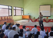 Polwan Polres Madiun Isi Mpls Ajak Pelajar Stop Bullying Dan Bijak Bermedsos