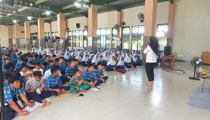 Polisi Edukasi Bijak Bermedia Sosial Di Mpls 
