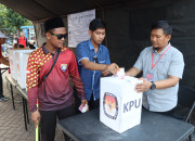 Personel Gabungan Polres Pasuruan Gelar Simulasi Sispamkota Siap Amankan Pilkada Serentak 2024
