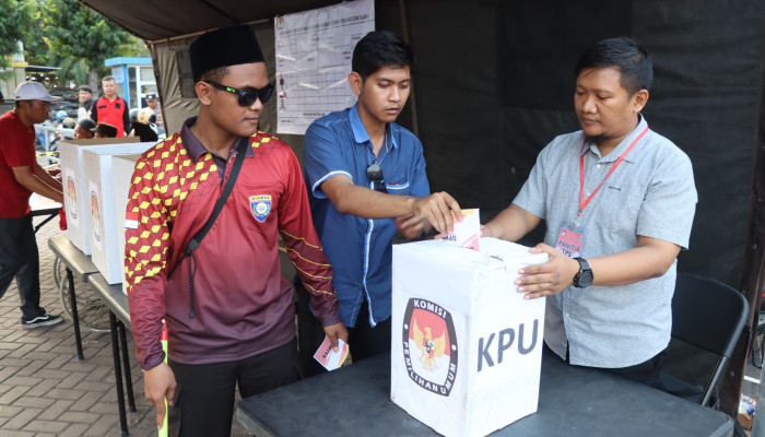 Personel Gabungan Polres Pasuruan Gelar Simulasi Sispamkota Siap Amankan Pilkada Serentak 2024