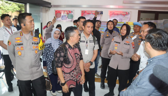 Kementerian Panrb Lakukan Verifikasi Dan Observasi Lapangan Layanan Publik Di Polresta Sidoarjo