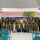 Foto Bersama Dpl, Pihak Kelurahan, Dan Mahasiswa Sebagai Bentuk Kegiatan Penerimaan, Sumber : Dok Pribadi