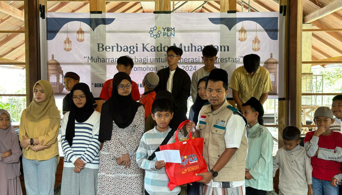 Rayakan Hari Anak, Ybm Pln Salurkan Kado Muharram Untuk 50 Anak Yatim