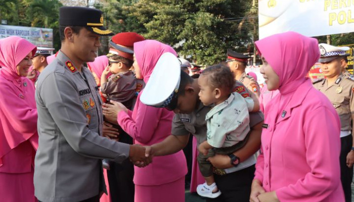 Hari Bhayangkara Ke-78, 46 Personel Polres Malang Raih Pangkat Baru