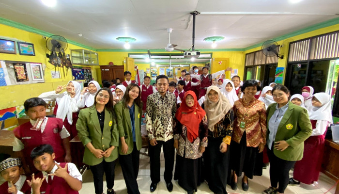 Hindari Bahaya Gadget, Mahasiswa Upn “Veteran“ Jatim Gelar Sosialisasi Di Sdn Sidodadi 2