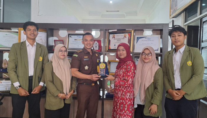 Mahasiswa Fakultas Hukum Upn “Veteran” Jawa Timur Jalani Program Mbkm “Magang Mandiri “ Di Kejaksaan Negeri Batu