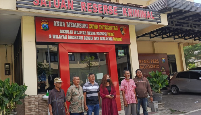 Warga Kangkungan Datangi Polres Mojokerto Terkait Namanya Dicatut Dalam Surat Pemberitahuan Demo