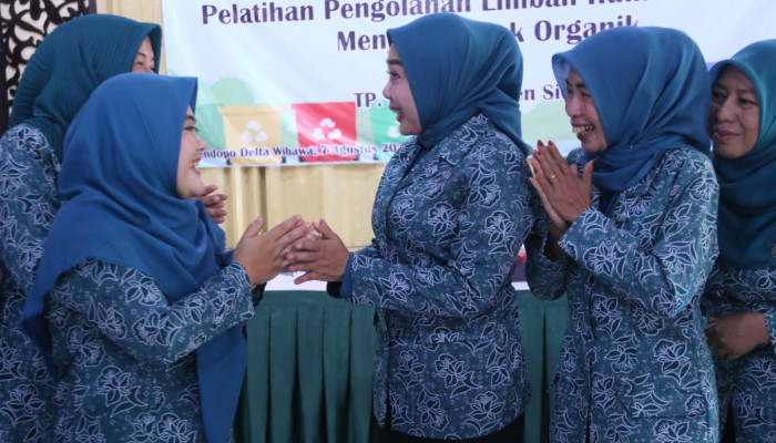 Ketua Plt Tp Pkk Kabupaten Sidoarjo Gerakkan Anggotanya Dukung Sidoarjo Zero Waste 