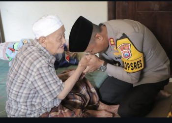 Kapolres Mojokerto Sungkem ke Sesepuh, Jelang Pilkada Serentak 2024 Agar Wilayah Aman dan Kondusif