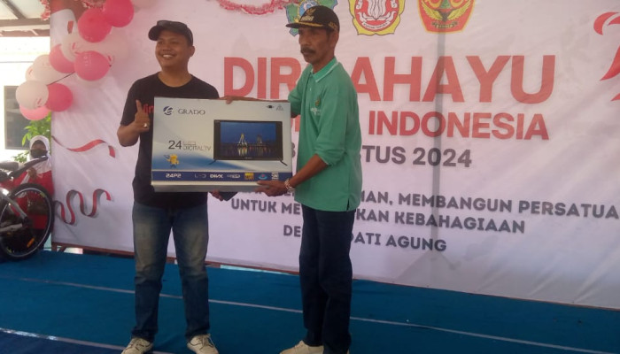 Pemdes Sedati Agung Gelar Jalan Sehat Dan Lomba Fashion Show