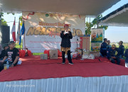 Semarakkan Hut Ri Ke-79, Desa Ngaresrejo Gelar Karnaval Bertema ’Budaya Indonesia Perkuat Persatuan Antar Warga Desa’
