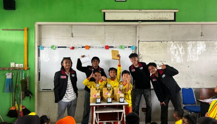 Mahasiswa Pmm Umm Selenggarakan Lomba Kerajinan Barang Bekas Di Sdn Bandungrejosari 4