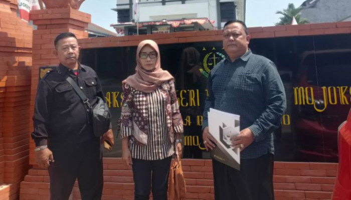 Nunggak Pinjaman Di Bri, Warga Gedeg Dipanggil Kejaksaan Negeri Mojokerto 