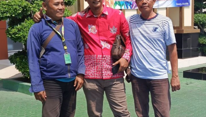 Aneh Tiba-Tiba Muncul Ada Gambar Jalan Diperbatasan Antara Tanah Erni Dan Prayit Di Sidoarjo 