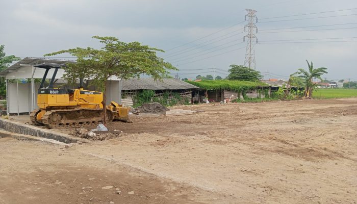 Polemik Belum Selesai Akses Jalan Pengembang Perumahan Di Desa Sambungrejo Tetap Diblokade