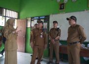 Plt. Bupati Sidoarjo Merespon Cepat Meninjau Sdn Sidodadi Yang Rusak Akibat Hujan Deras