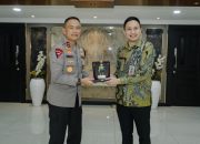 Kapolda Jatim Terima Kunjungan Kepala Imigrasi Surabaya Bahas Inovasi Autogate Dan Immigration Lounge