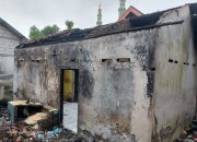 Satu Bulan Terbakar, Rumah Dinas Sdn Gilang Ii Taman Yang Ditempati Penjaga Sekolah Belum Dapat Perhatian Pemerintah