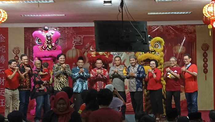 Dua Pilar Kecamatan Krian Hadiri Undangan Perayaan Tahun Baru Imlek Klenteng Teng Swie Bio