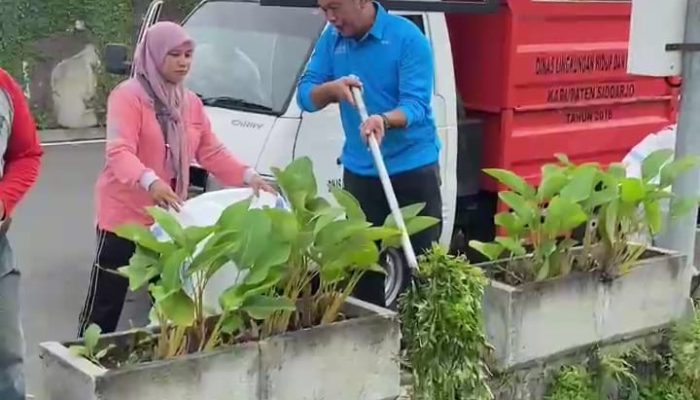 Kecamatan Gedangan Terus Bergulir Jihad Kebersihan Sungai Gambir Anom