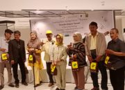 Menulis Dengan Nurani, Buku Antologi Puisi Ke-7 Karya Komunitas Wartawan Usia Emas