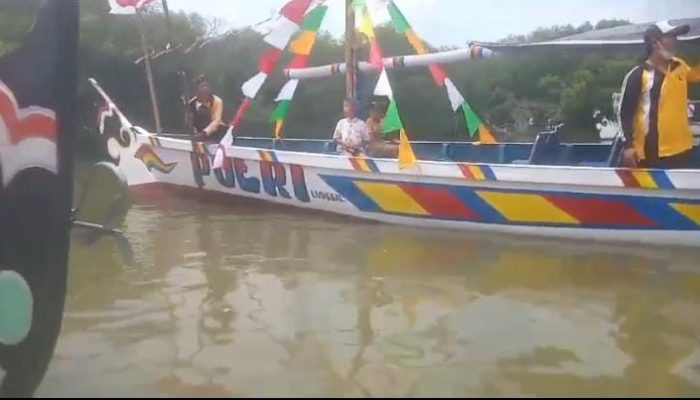 Wujud Rasa Syukur Pemdes Banjar Kemuning Sedati Gelar Petik Laut 