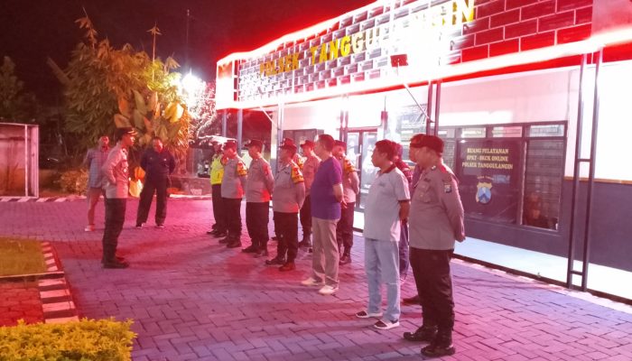 Rutinitas Apel Malam Minggu Polsek Tanggulangin, Antisipasi 3 C