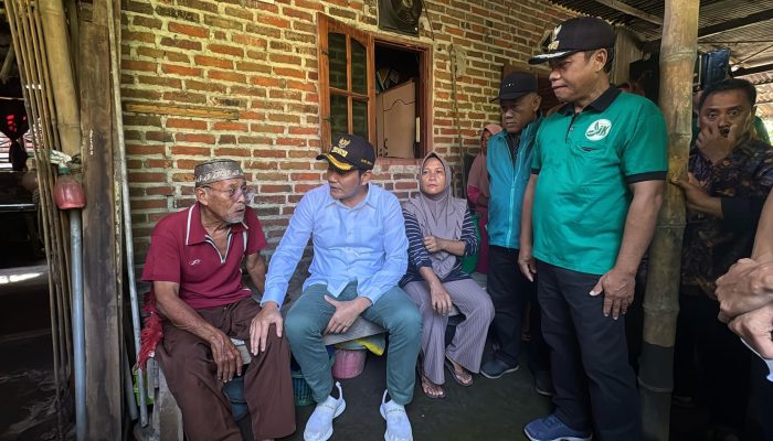 Bupati Sidoarjo H Subandi Bantu Renovasi Dua Rtlh Di Tulangan Dan Prambon