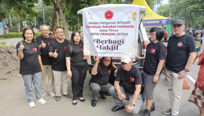 Ramadhan Penuh Berkah Bpw Peradin Jatim Bagikan Takjil Di Taman Bungkul