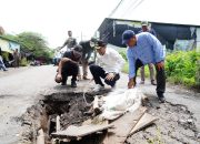 Bupati Sidoarjo Subandi Sidak Jembatan Ambles Di Desa Banjarsari, Siapkan Perbaikan Permanen