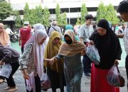 “Bersihkan Hati Dengan Berbagi” Yayasan Al Muslim Bagikan 1.443 Sembako Kepada Yatim Dan Dhuafa