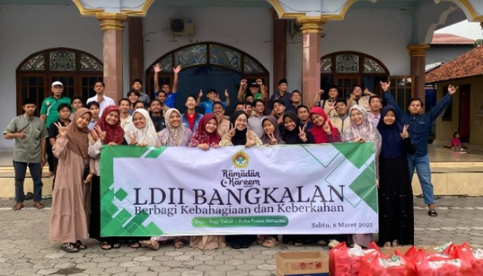 500 Paket Takjil Pemuda Ldii Bangkalan Dibagikan Ke Pengguna Jalan