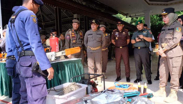 Bupati Subandi Pimpin Apel Kesiapsiagaan Nasional Satpol Pp, Satlinmas, Dan Damkar Di Sidoarjo