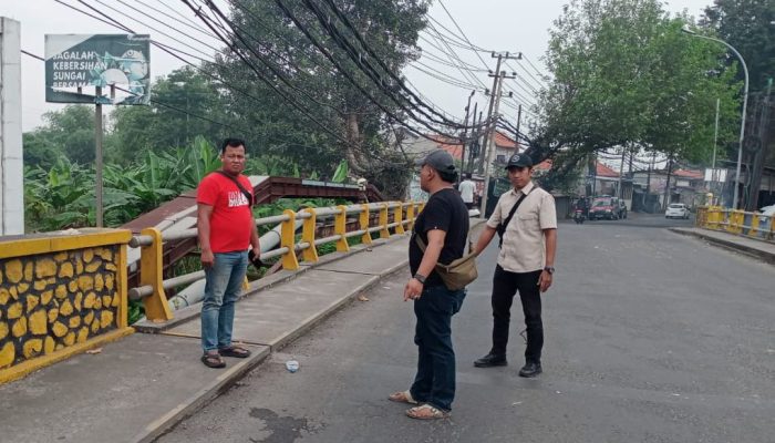 Aksi Perampokan Di Siang Bolong Gegerkan Warga Krikilan Gresik, Satu Orang Terluka Ditembak Pelaku