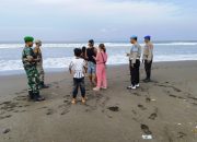 Polairud Polres Jember Tingkatkan Patroli Kawasan Wisata Pantai Saat Lebaran
