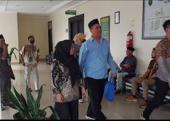 Didakwa Lakukan Pungli PTSL Rp 277 Juta, Kades Trosobo Taman Non Aktif Jalani Sidang Perdana Di Pengadilan Tipikor Surabaya