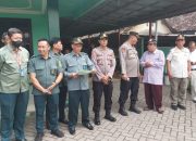 Juru Sita Pengadilan Negeri Sidoarjo Eksekusi Rumah Mantan Kepala Desa Bangsri Sukodono