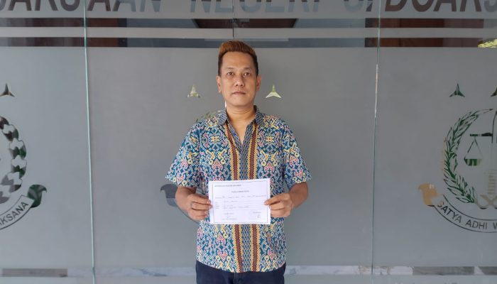 Warga Desa Trosobo Laporkan Pemdes Dan Bpd Atas Dugaan Korupsi Pengelolaan Tkd Ke Kejari Sidoarjo