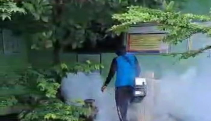 Pemdes Semampir Lakukan Fogging Mandiri Untuk Pencegahan Wabah Dbd Meluas