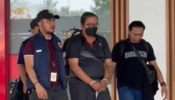 Polres Gresik Berhasil Amankan Admin Grup Fb Cinta Sedarah Di Denpasar Bali