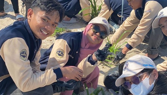 Mewujudkan Keseimbangan Ekosistem Pulau Gili Ketapang Melalui Aksi Proaktif Berkelanjutan
