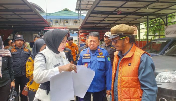Wabup Sidoarjo Sidak Kelayakan Unit Damkar Di Kantor Bpbd Kabupaten Sidoarjo