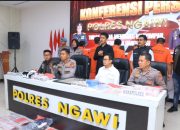 Polres Ngawi Berhasil Amankan 5 Tersangka Pengedar Uang Palsu Lintas Provinsi