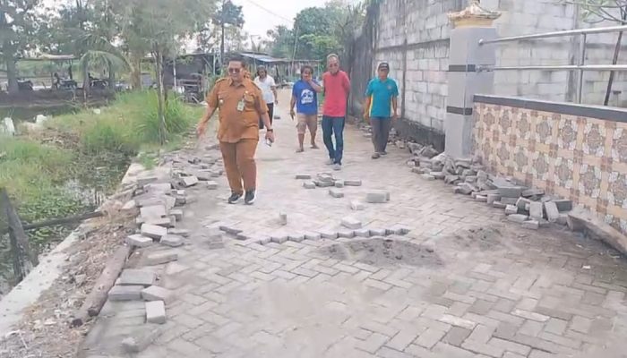 Kepala Desa Semampir Optimis, Pembangunan Jalan Paving Berpengaruh Positif Bagi Masyarakat