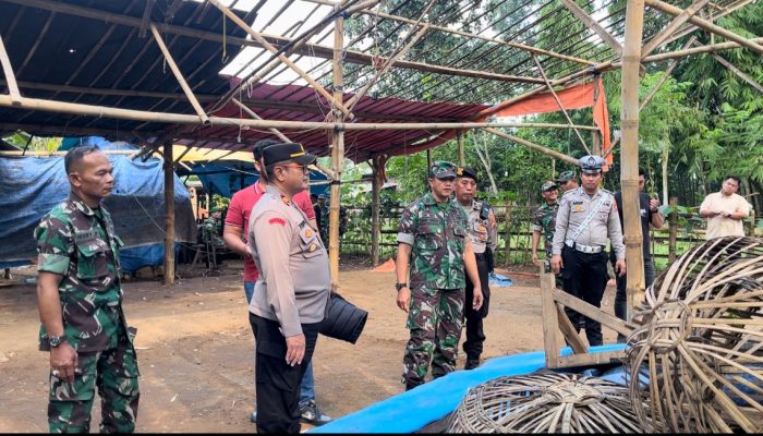 Polres Pasuruan Gerebek Arena Judi Sabung Ayam Di Pucangsari, Purwodadi