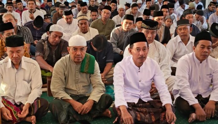 Masjid Jami’ Al-Ikhlas Perum Bukit Bambe Gelar Takbir Keliling, Shalat Idul Adha Dan Pemotongan Hewan Kurban