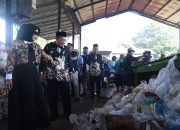 Wabup Mimik Idayana Kagum Inovasi Eco Enzim Pemdes Sedatigede