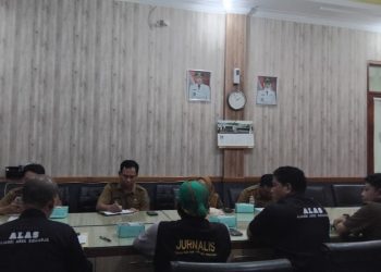 LSM ALAS Akan Turun Jalan, Tuntut Penjelasan Kadisporapar Sidoarjo soal Tenaga Honorer 